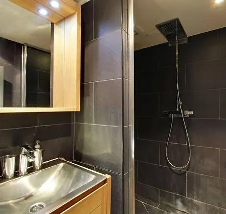 Large Duplex Le Marais