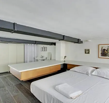 Large Duplex Le Marais * Paris