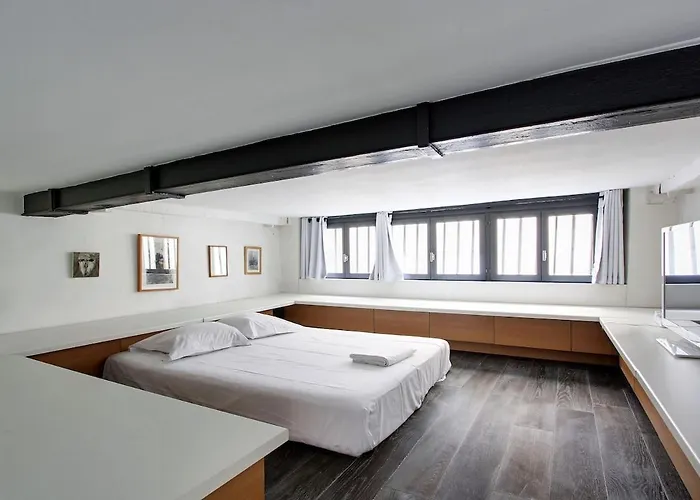 Large Duplex Le Marais 公寓 *