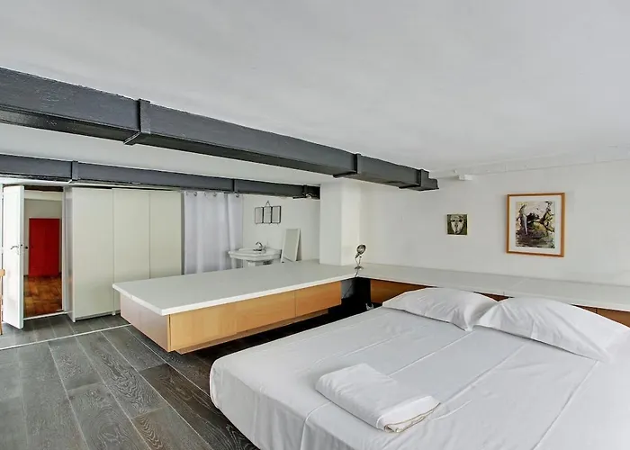 Large Duplex Le Marais